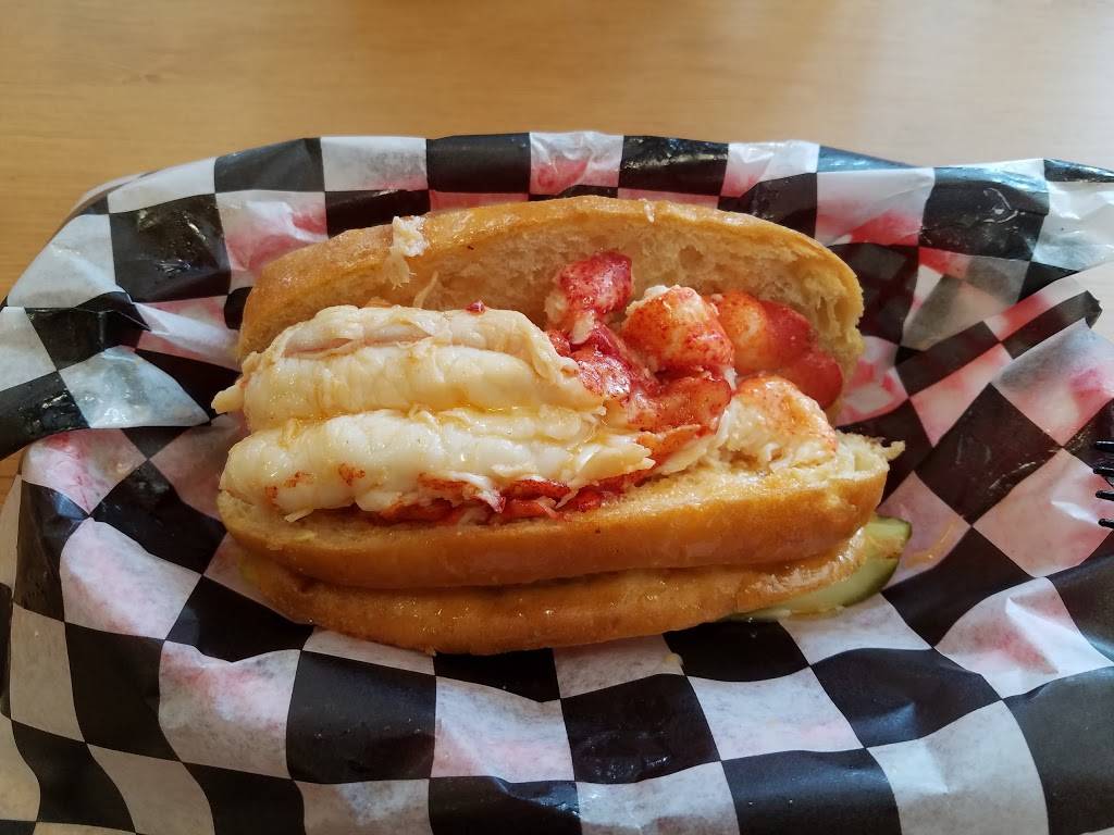 Masons Famous Lobster Rolls | restaurant | 188 Main St, Annapolis, MD 21403, USA | 4102802254 OR +1 410-280-2254