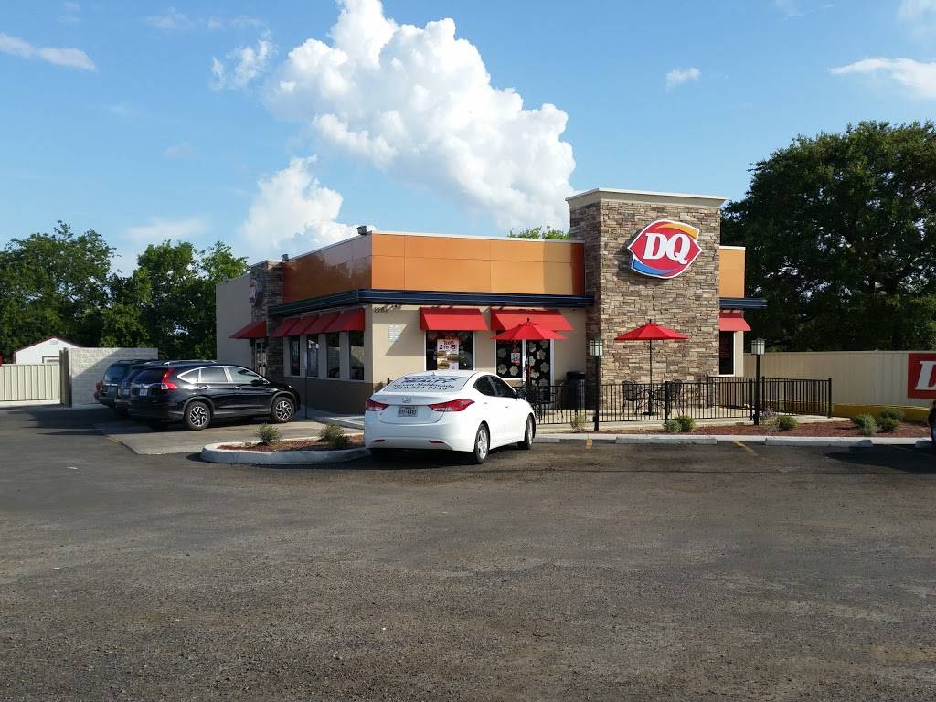 Dairy Queen Store | restaurant | 2282 SE Military Dr, San Antonio, TX 78223, USA | 2105323236 OR +1 210-532-3236