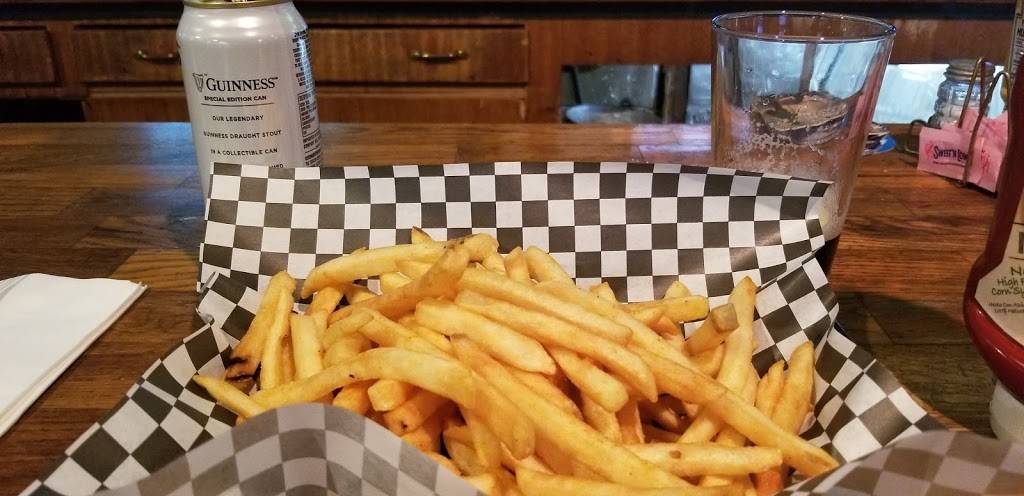 CLAUDIAS Sports Pub and Grill | restaurant | 3006 SE Hawthorne Blvd, Portland, OR 97214, USA | 5032321744 OR +1 503-232-1744