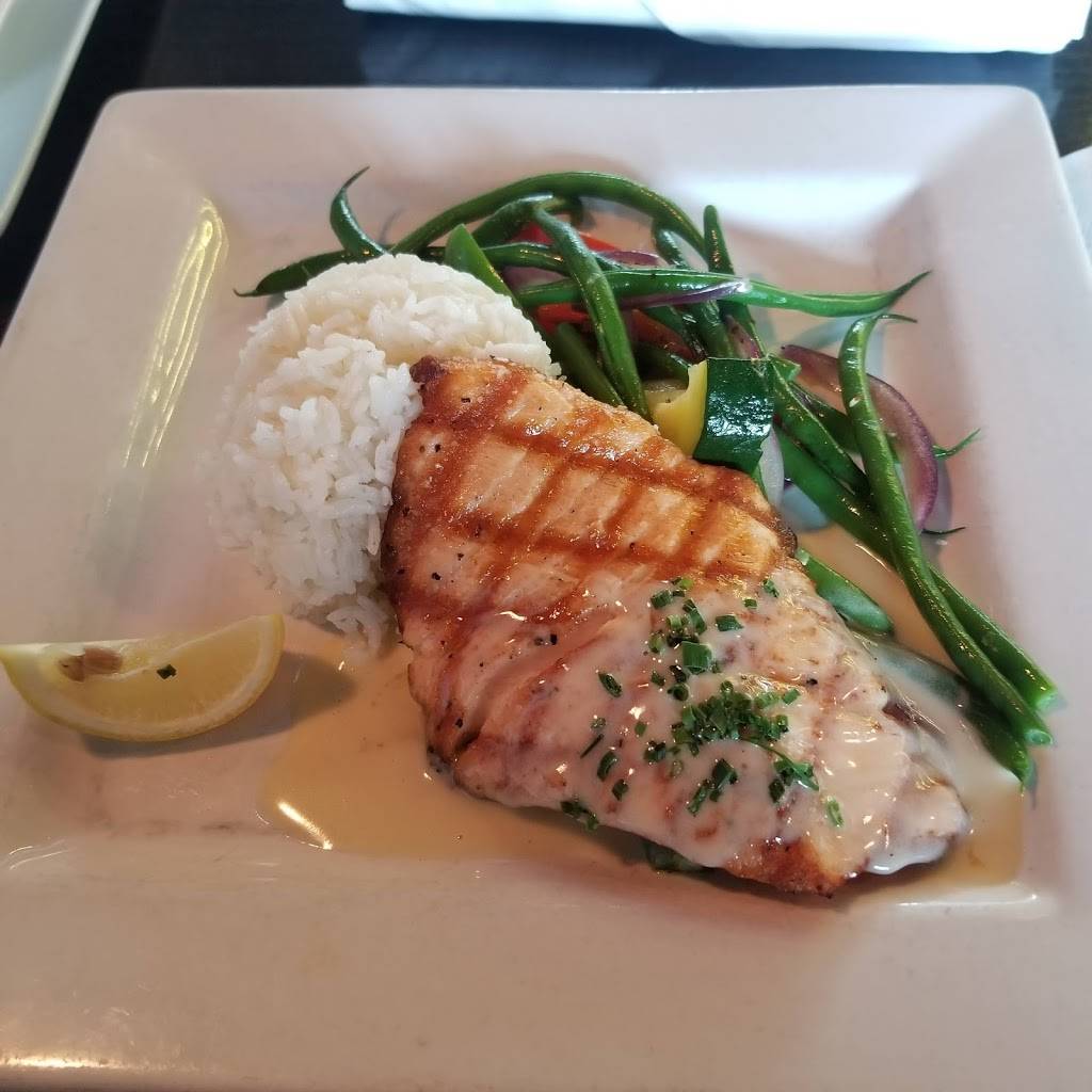 Summit Grill | restaurant | 520 W 75th St, Kansas City, MO 64114, USA | 8163619788 OR +1 816-361-9788