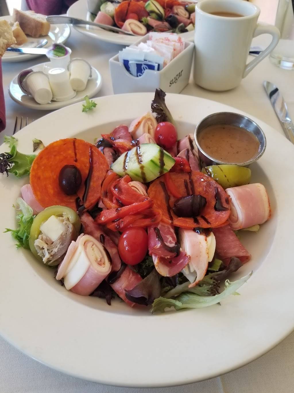 Café Calabria | restaurant | 1736 Western Ave, Albany, NY 12203, USA | 5184565665 OR +1 518-456-5665