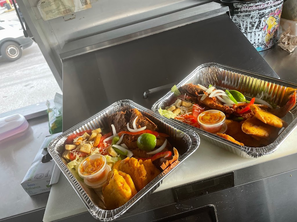 Loude Caribbean food | restaurant | 10500 NW 7th Ave, Miami, FL 33150, USA | 7865010776 OR +1 786-501-0776
