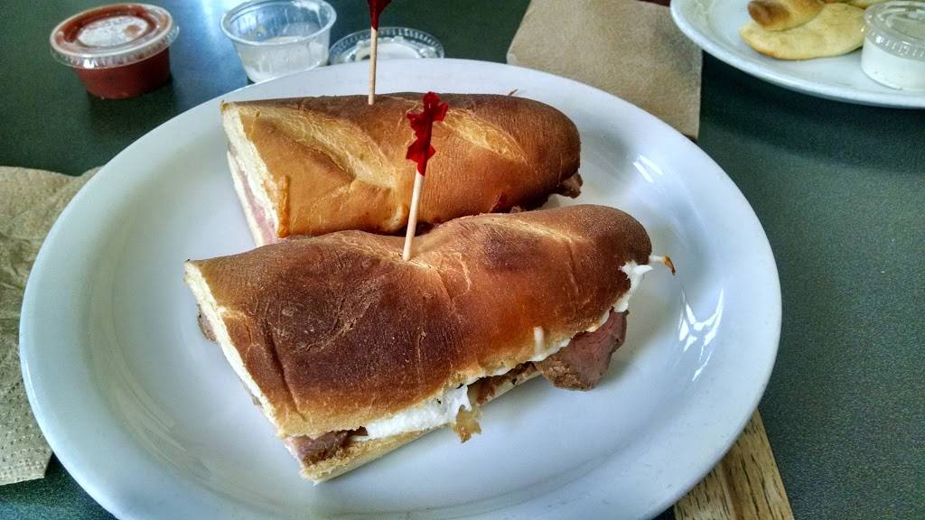 Taffys Pizza | restaurant | 2026 De La Vina St, Santa Barbara, CA 93105, USA | 8056873083 OR +1 805-687-3083