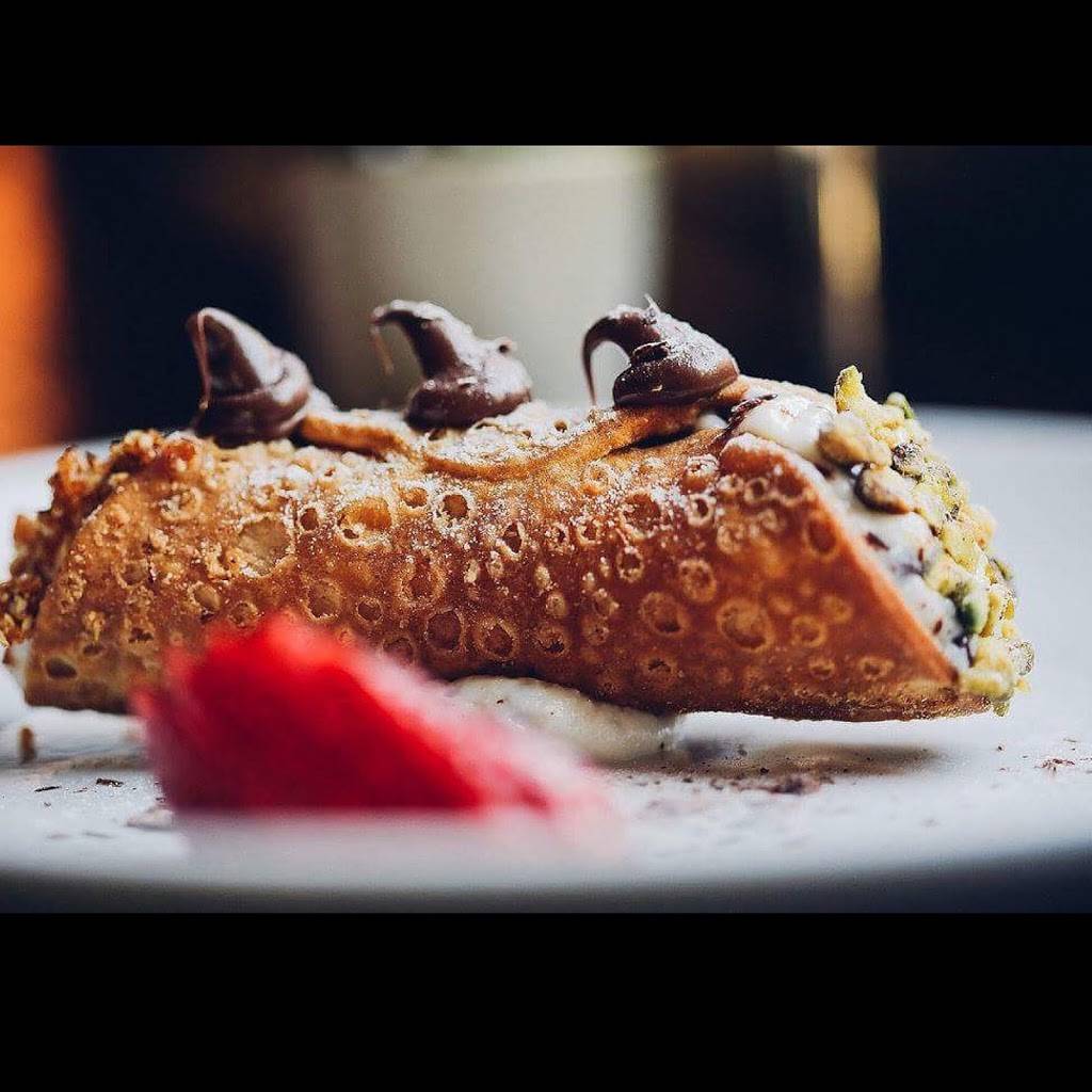 Nando Milano | restaurant | 204 N Neil St, Champaign, IL 61820, USA | 2179541439 OR +1 217-954-1439