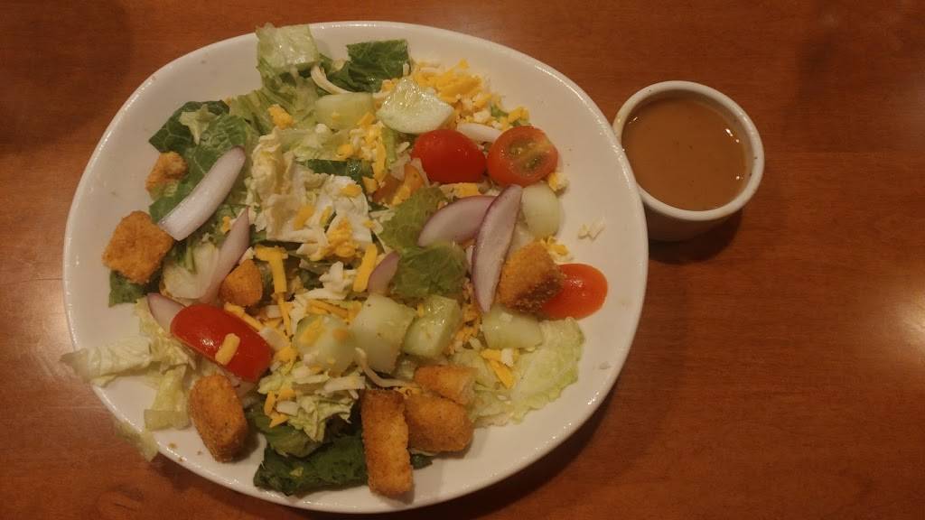 Outback Steakhouse | restaurant | 7211 Lake Andrew Dr, Melbourne, FL 32940, USA | 3212428115 OR +1 321-242-8115