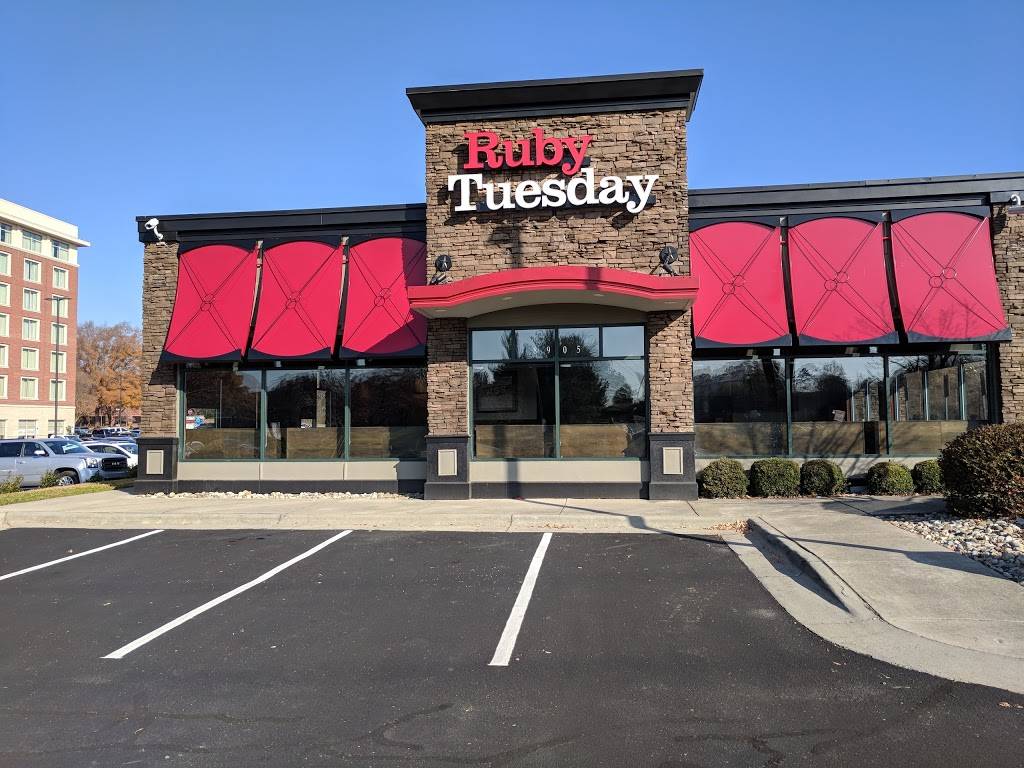 Ruby Tuesday | restaurant | 8905 Red Oak Blvd, Charlotte, NC 28217, USA | 7045255025 OR +1 704-525-5025
