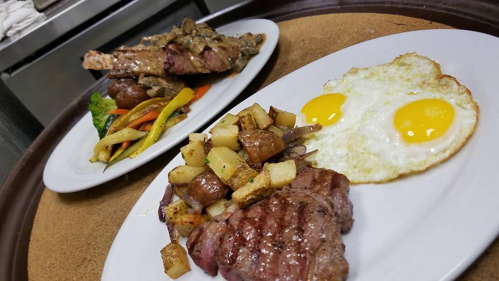 Naples Italian Ristorante & Pizza | restaurant | 14602 Huebner Rd #126, San Antonio, TX 78230, USA | 2104792670 OR +1 210-479-2670