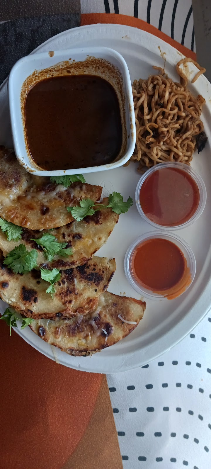 D$kitchen Vegan Soulfood & Moor | restaurant | 2700 W Baseline Rd, Tempe, AZ 85283, USA | 6026123088 OR +1 602-612-3088