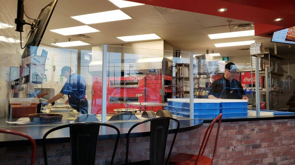 Dominos Pizza | meal delivery | 1774 Lansdowne St W, Peterborough, ON K9K 1R5, Canada | 7057757575 OR +1 705-775-7575