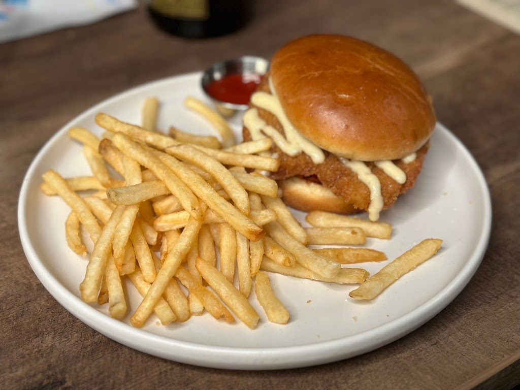 Miskatonic Brewing Craft Kitchen | restaurant | 47 E Chicago Ave #120, Naperville, IL 60540, USA | 3314575777 OR +1 331-457-5777