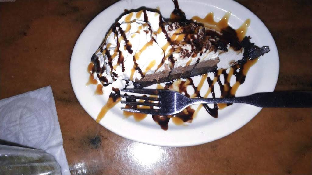 Flamingo Grill | restaurant | 7050 N Kings Hwy, Myrtle Beach, SC 29572, USA | 8434495388 OR +1 843-449-5388