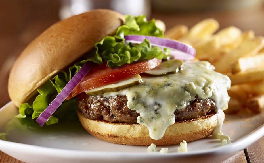 Dellwood Pavilion | restaurant | 1907 Deerborn Ln, Friendship, WI 53934, USA | 6083396106 OR +1 608-339-6106