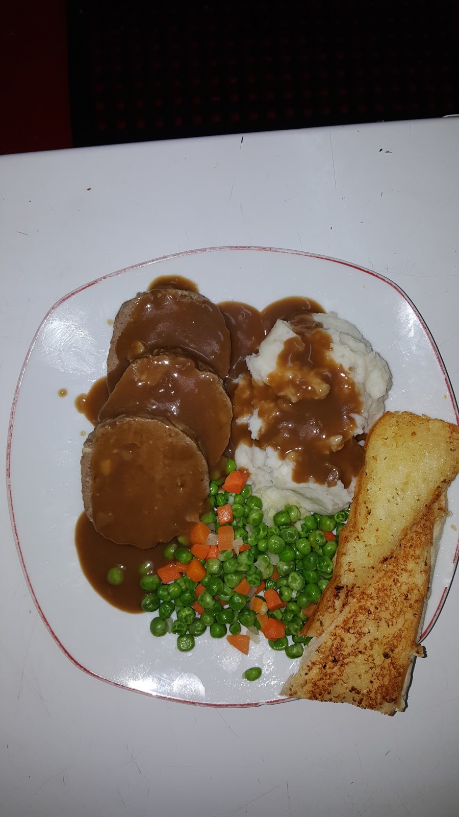 Quail Roost Tavern | restaurant | 10442 SW 186th St, Miami, FL 33157, USA | 3052540108 OR +1 305-254-0108