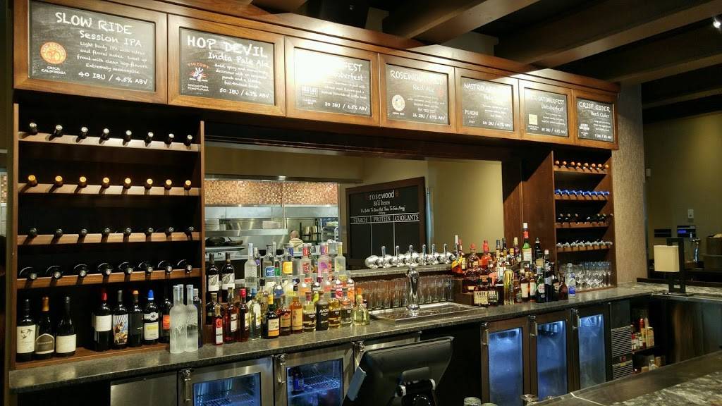 Rosewood Grill Westlake | restaurant | 2033 Crocker Rd, Westlake, OH 44145, USA | 4408359500 OR +1 440-835-9500