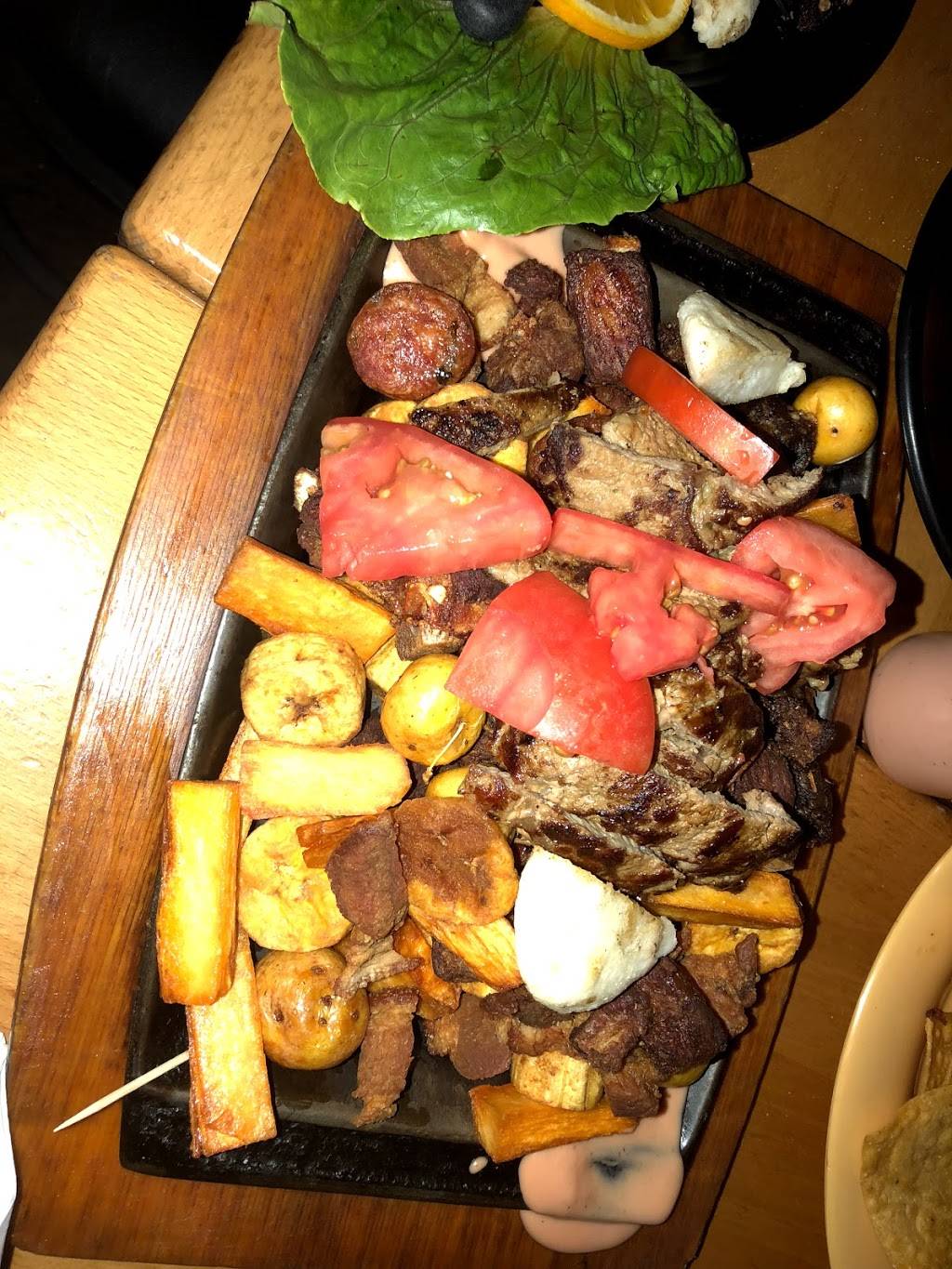 Lenos | restaurant | 8015 Northern Blvd, Jackson Heights, NY 11372, USA | 7185331113 OR +1 718-533-1113