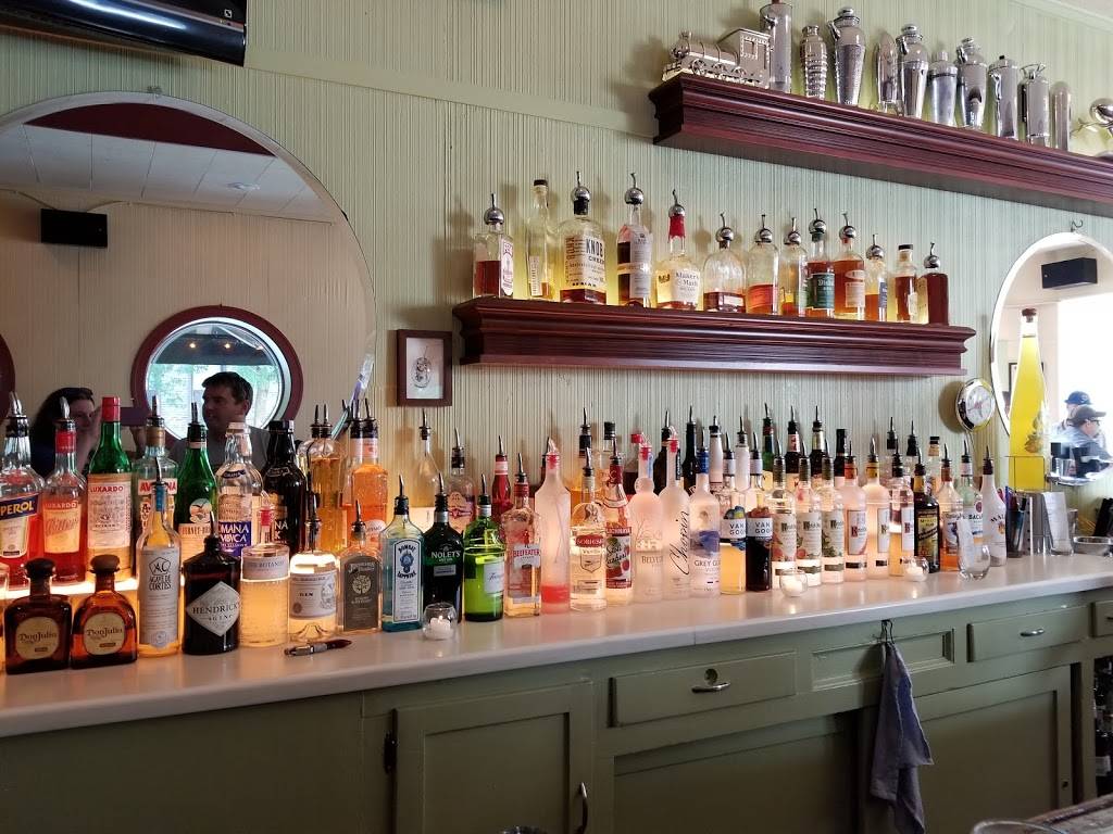 Club Lucky | restaurant | 1824 W Wabansia Ave, Chicago, IL 60622, USA | 7732272300 OR +1 773-227-2300