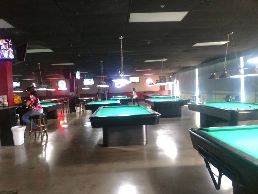 Subway | restaurant | 711 W Shaw Ave, Clovis, CA 93612, USA | 5593238900 OR +1 559-323-8900