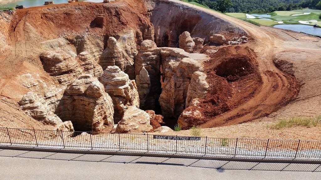 Top of the Rock | restaurant | 150 Top of the Rock Rd, Ridgedale, MO 65739, USA | 8002256343 OR +1 800-225-6343