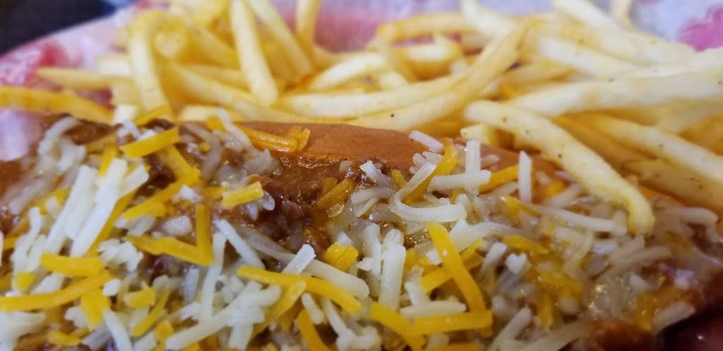 Freddys Frozen Custard & Steakburgers | restaurant | 4059 N Loop 1604 W, San Antonio, TX 78257, USA | 2104798833 OR +1 210-479-8833