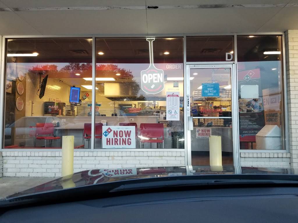 Dominos Pizza | meal delivery | 5400 Woodway Dr Ste D, Fort Worth, TX 76133, USA | 8174232828 OR +1 817-423-2828