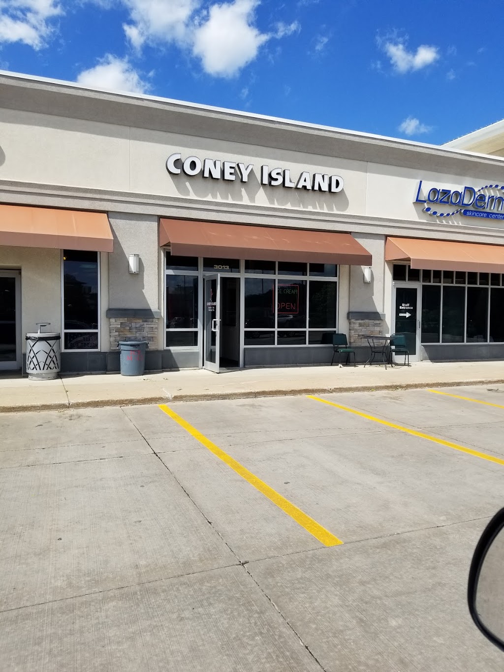 Coney Island Wiener House | restaurant | 3013 Hamilton Blvd, Sioux City, IA 51104, USA | 7122586756 OR +1 712-258-6756