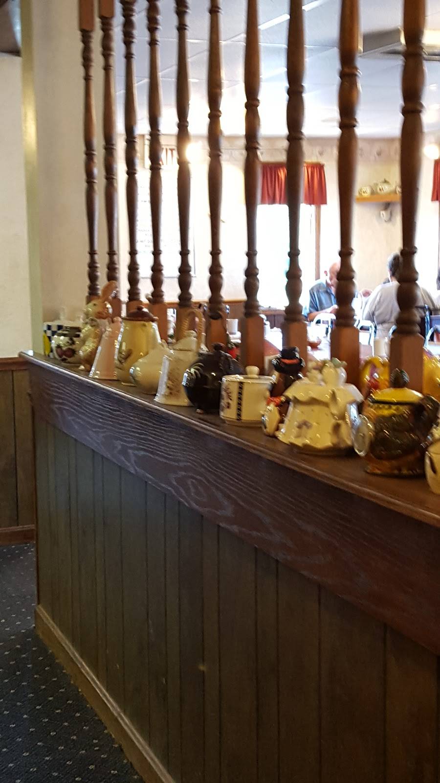 Wayside Restaurant | restaurant | 825 State Rd NW, Warren, OH 44483, USA | 3308477614 OR +1 330-847-7614