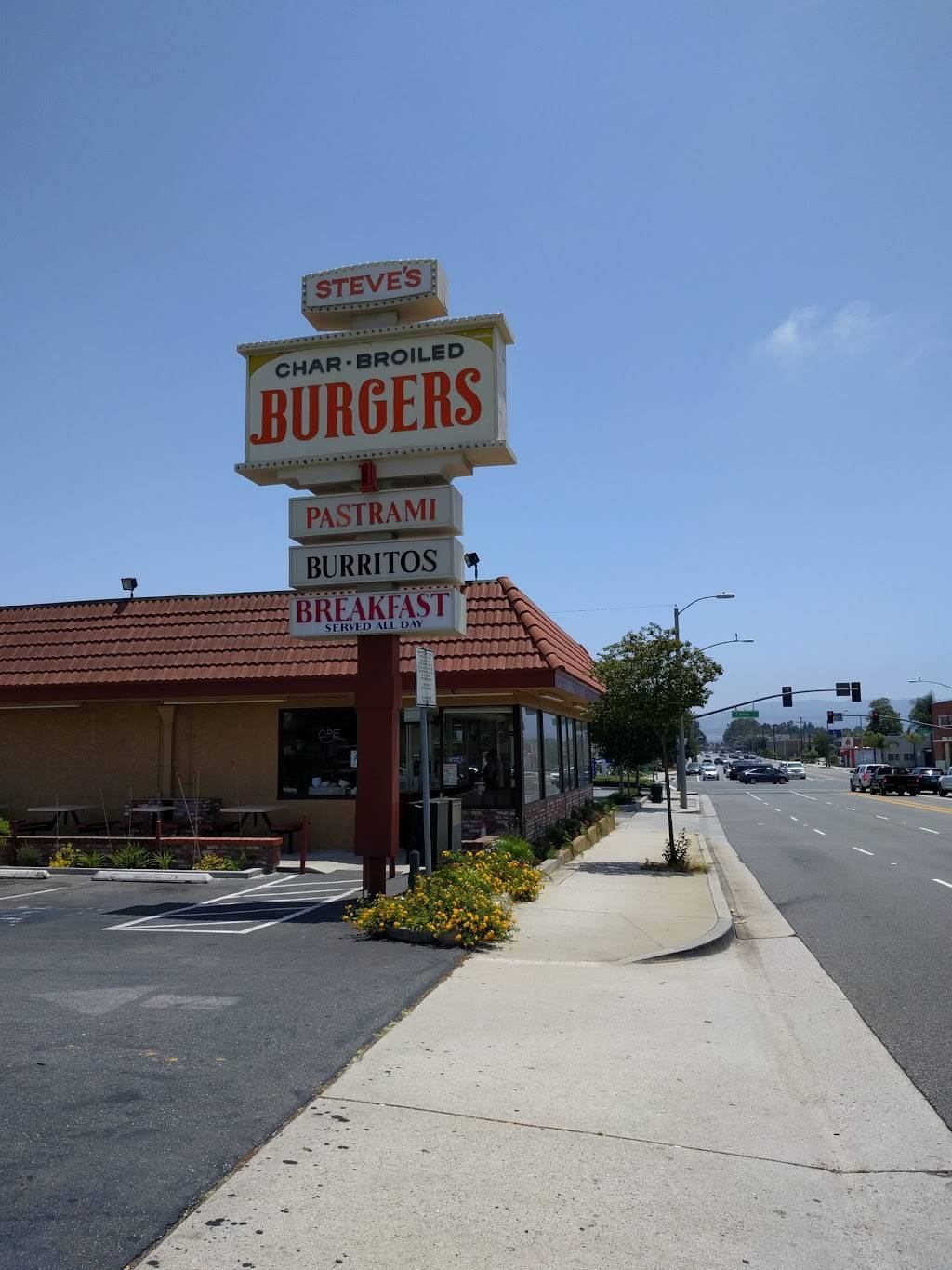 Steves Char Burgers | restaurant | 1632 Crenshaw Blvd, Torrance, CA 90501, USA | 3106188979 OR +1 310-618-8979