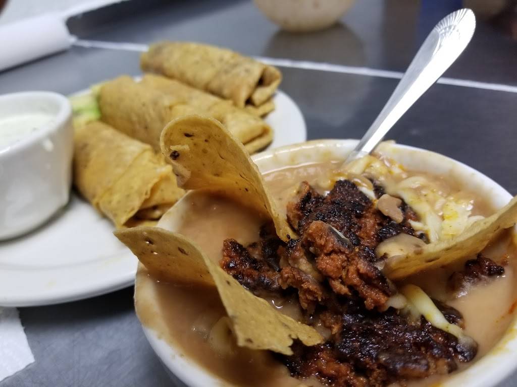 Fat Burrito | restaurant | 1302 N Main St, Crown Point, IN 46307, USA | 2192132382 OR +1 219-213-2382