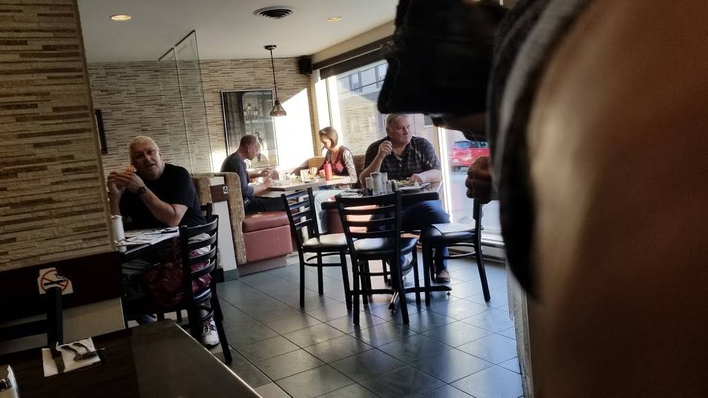 Anna Pizzeria Restaurant | restaurant | 76 Rue St-Charles, Sainte-Thérèse, QC J7E 2A6, Canada | 4504304111 OR +1 450-430-4111