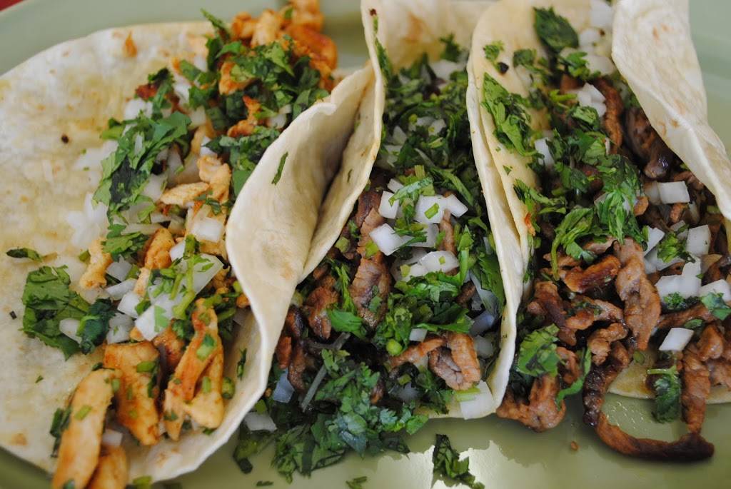 Sol Del Mar Mexican Bar and Grill | restaurant | 105 W Southline Rd, Tuscola, IL 61953, USA | 2175991012 OR +1 217-599-1012