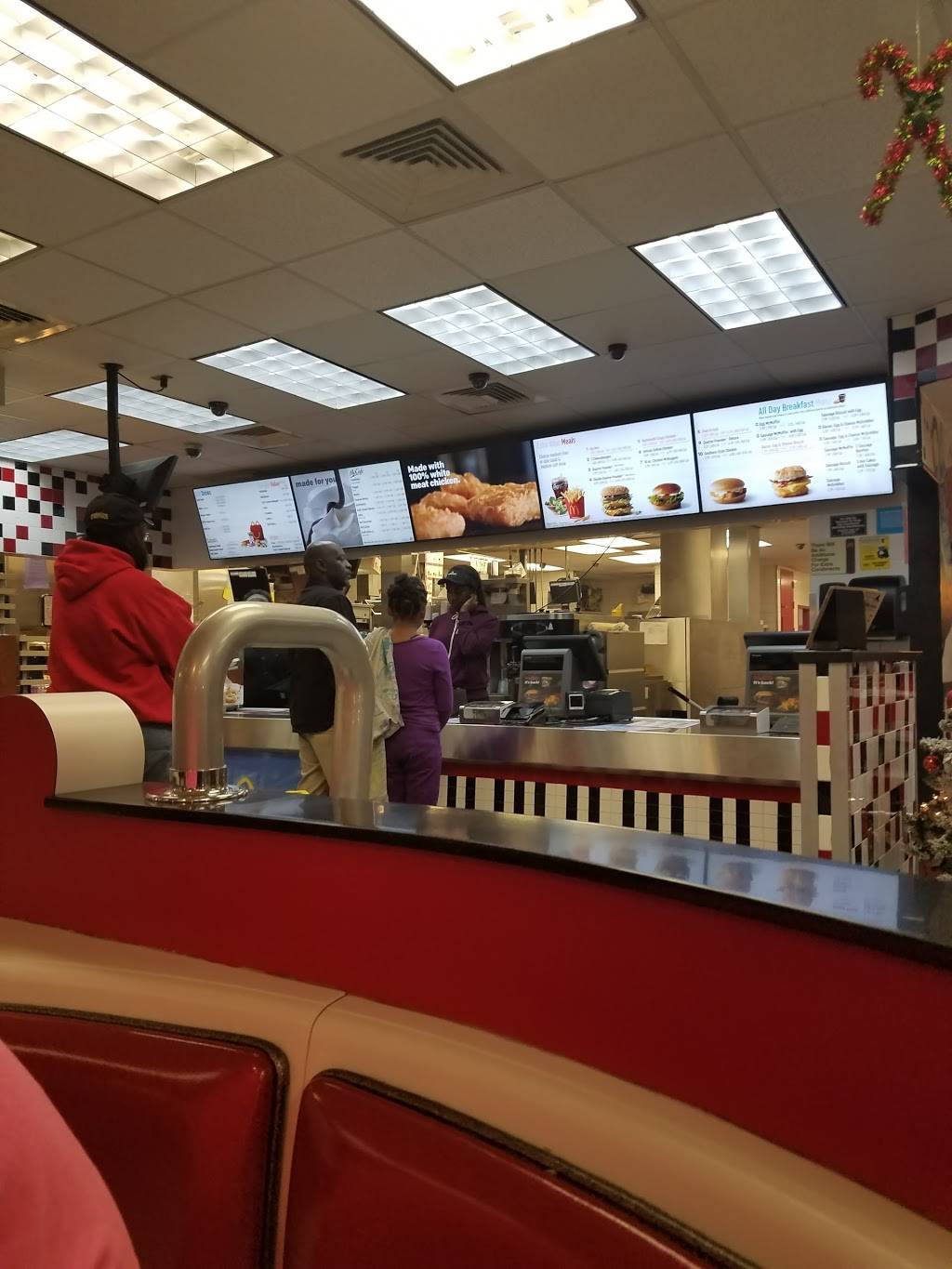 McDonalds | cafe | 8401 Dorchester Rd, North Charleston, SC 29420, USA | 8437602822 OR +1 843-760-2822