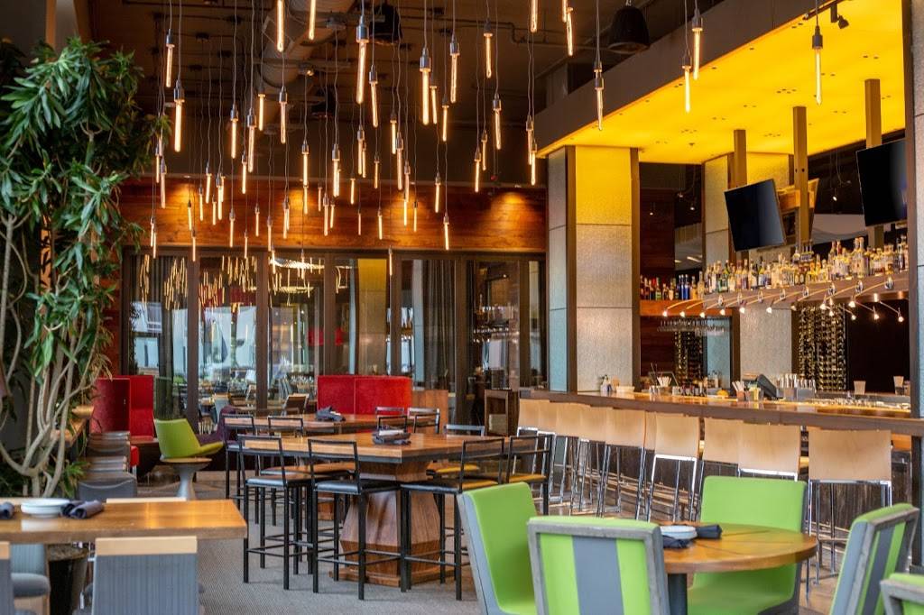 8UP Elevated Drinkery & Kitchen | night club | 350 W Chestnut St, Louisville, KY 40202, USA | 5026314180 OR +1 502-631-4180