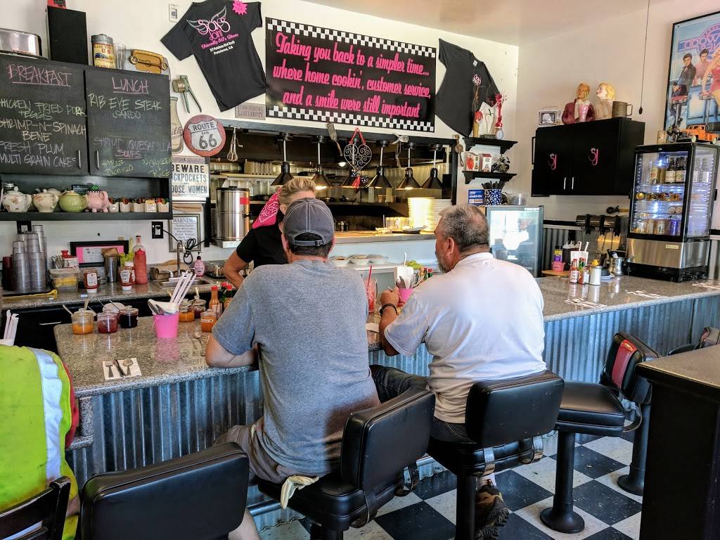 Saxs Joint | restaurant | 317 Petaluma Blvd S, Petaluma, CA 94952, USA | 7075593021 OR +1 707-559-3021