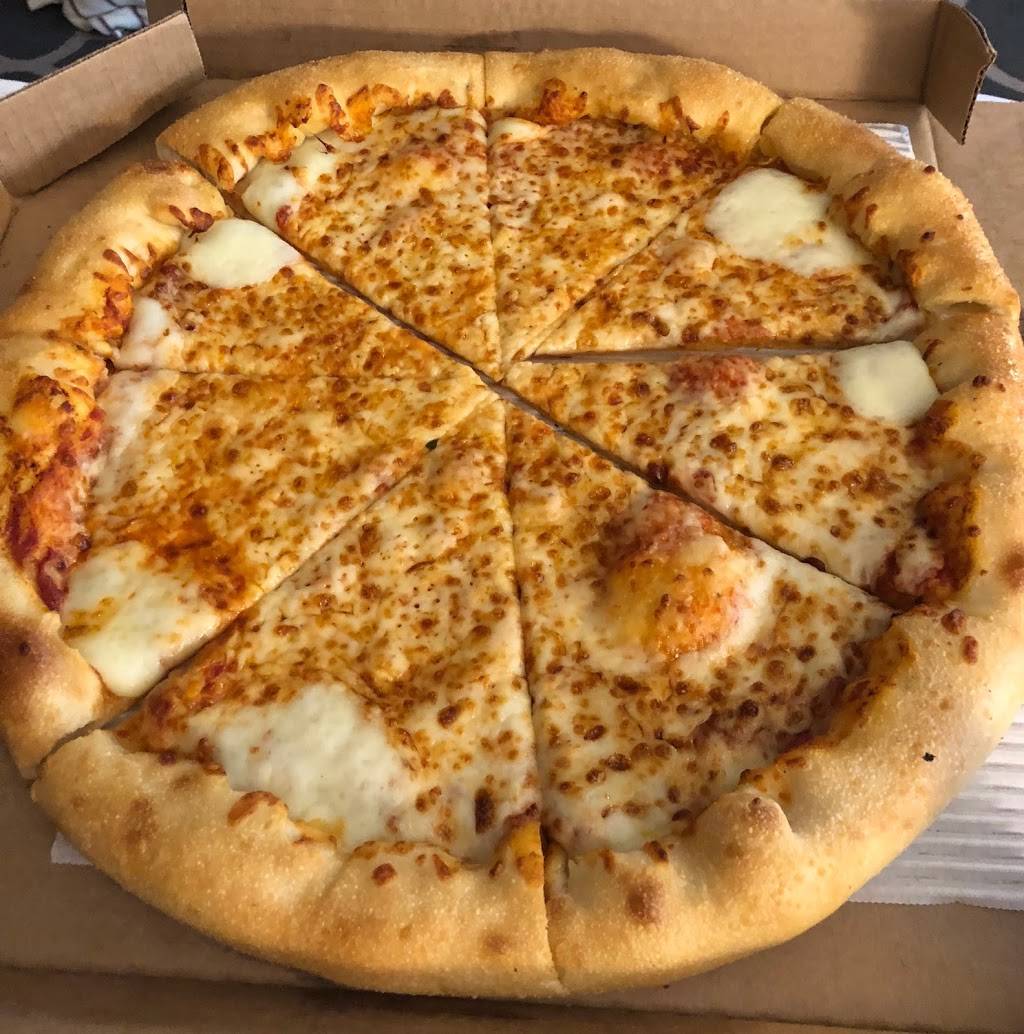 Pizza Hut | meal takeaway | 4711 Elvis Presley Blvd, Memphis, TN 38116, USA | 9013966714 OR +1 901-396-6714