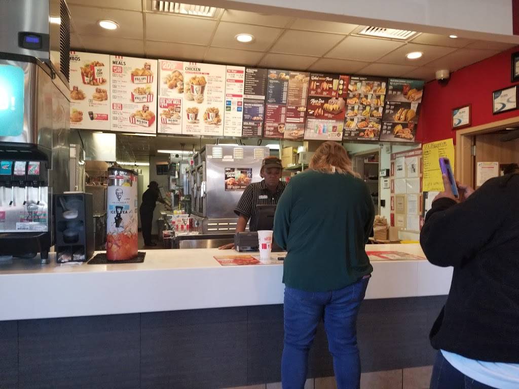 KFC | restaurant | 6424 Albemarle Rd, Charlotte, NC 28212, USA | 7045373070 OR +1 704-537-3070