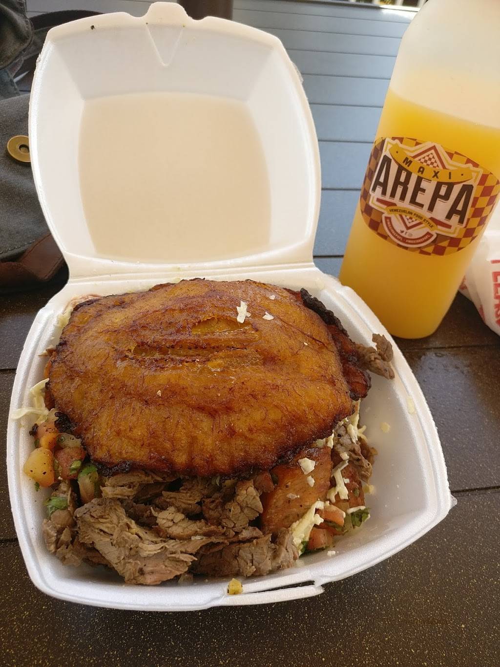 Maxi Arepa | restaurant | 11386 Miramar Pkwy, Miramar, FL 33025, USA | 7544007196 OR +1 754-400-7196