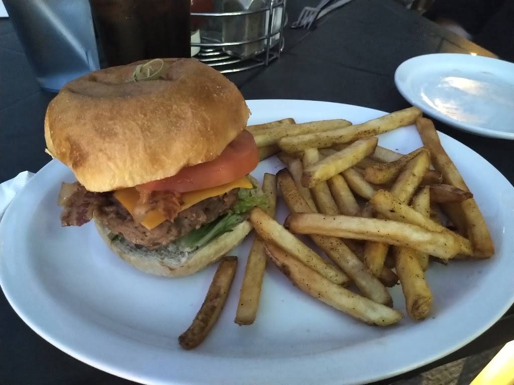 Wild Wing | restaurant | 715 Fischer-Hallman Rd #103, Kitchener, ON N2E 4E9, Canada | 5197429464 OR +1 519-742-9464