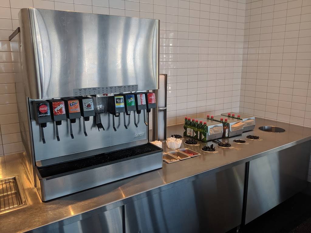 Chipotle Mexican Grill | restaurant | 203 NE Englewood Rd I, Kansas City, MO 64118, USA | 8164235438 OR +1 816-423-5438