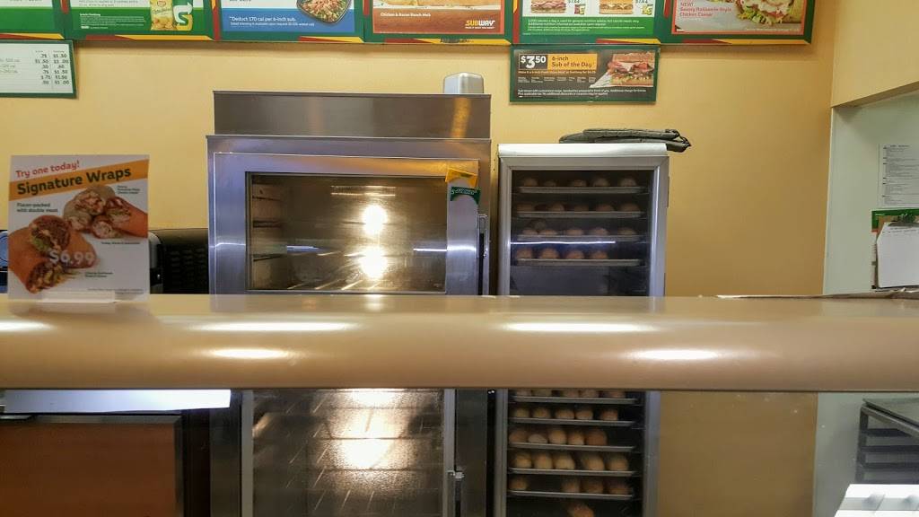 Subway Restaurants | restaurant | 11660 Royal Oaks Club Dr, Houston, TX 77082, USA | 2814960669 OR +1 281-496-0669