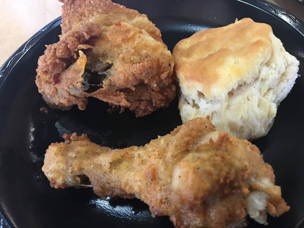 KFC | restaurant | 4290 Clairemont Mesa Blvd, San Diego, CA 92117, USA | 8582741287 OR +1 858-274-1287