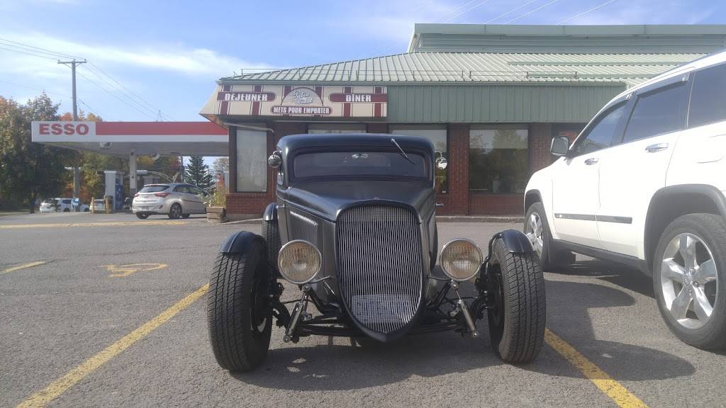 Patio-Vidal | restaurant | 411 Boulevard Saint-René E, Gatineau, QC J8P 8B1, Canada | 8196631717 OR +1 819-663-1717