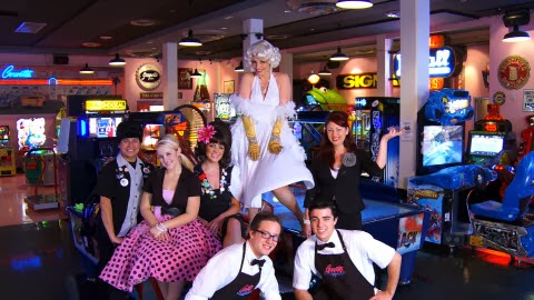 Corvette Diner | restaurant | 2965 Historic Decatur Rd, San Diego, CA 92106, USA | 6195421476 OR +1 619-542-1476