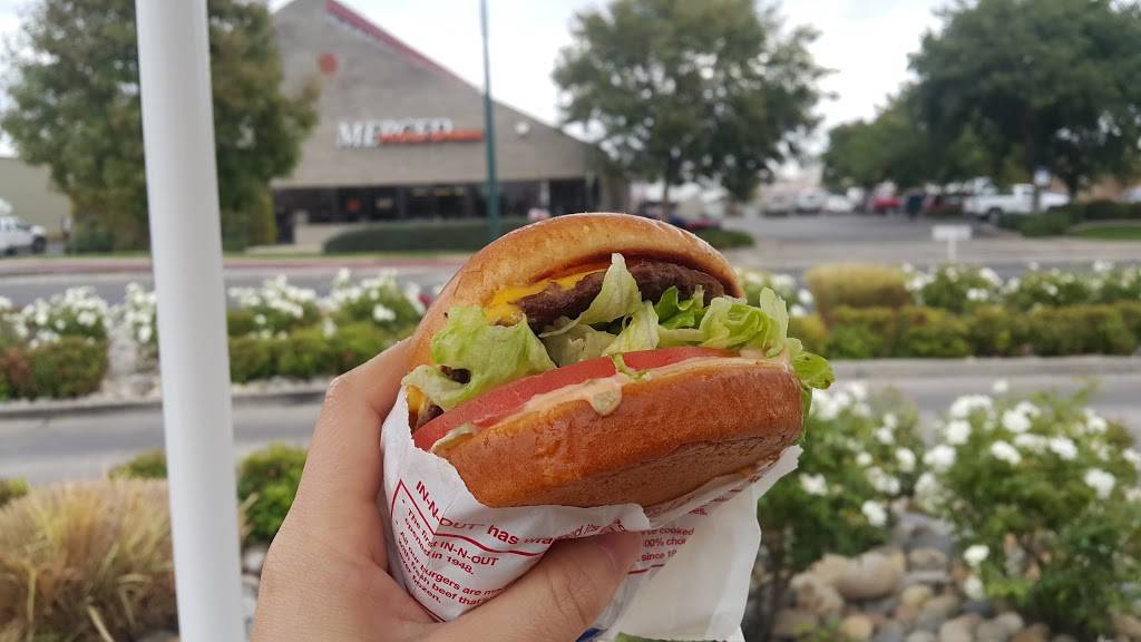 In-N-Out Burger | restaurant | 1579 Martin Luther King Jr Way, Merced, CA 95340, USA | 8007861000 OR +1 800-786-1000