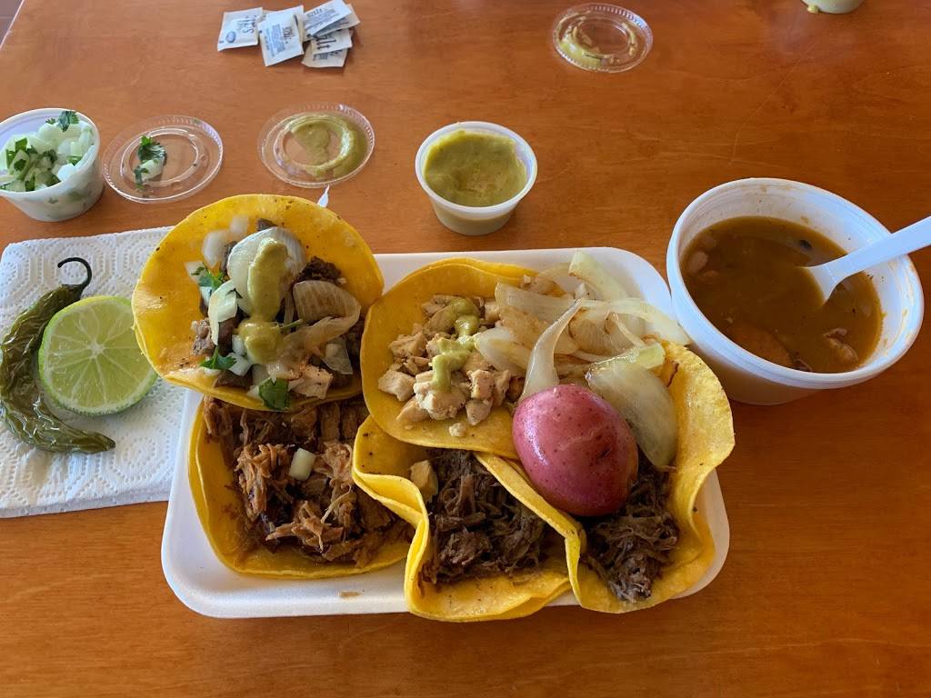 La Cotorra | restaurant | 227 S 10th St, Corsicana, TX 75110, USA | 9036025177 OR +1 903-602-5177