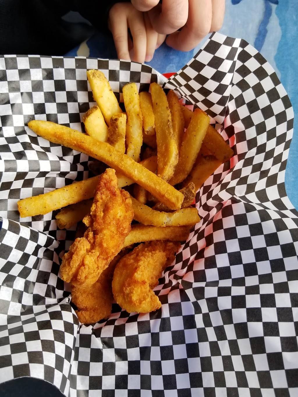 Purple Urchin Restaurant | restaurant | 167 Ocean Blvd, Hampton, NH 03842, USA | 6039290800 OR +1 603-929-0800