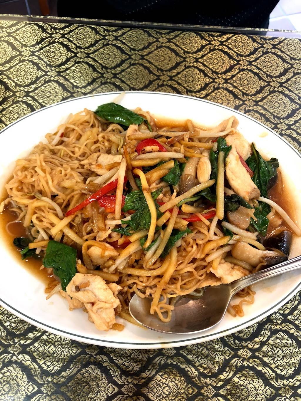 Heart of Thai Cuisine | restaurant | 45-1117 Kamehameha Hwy, Kaneohe, HI 96744, USA | 8082355500 OR +1 808-235-5500