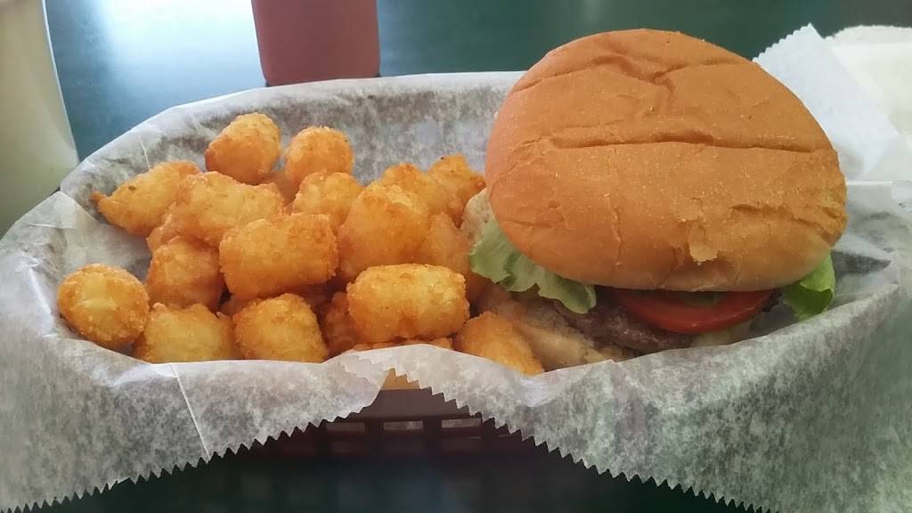 Swifty Pizza & Cafe | restaurant | 8209 9967, Missouri T, Wappapello, MO 63966, USA | 5732229711 OR +1 573-222-9711