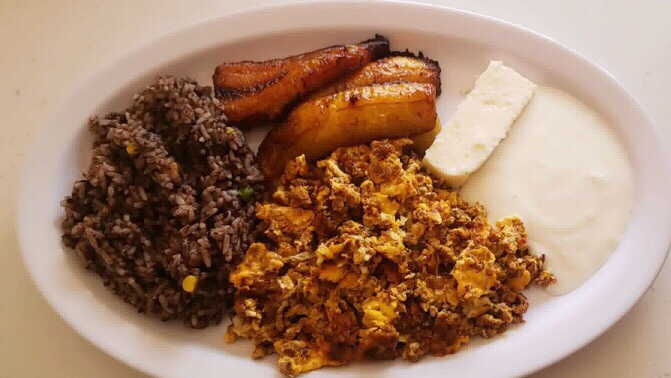 El pipil restaurant | restaurant | 11101 Sherman Way, Sun Valley, CA 91352, USA | 8187477224 OR +1 818-747-7224