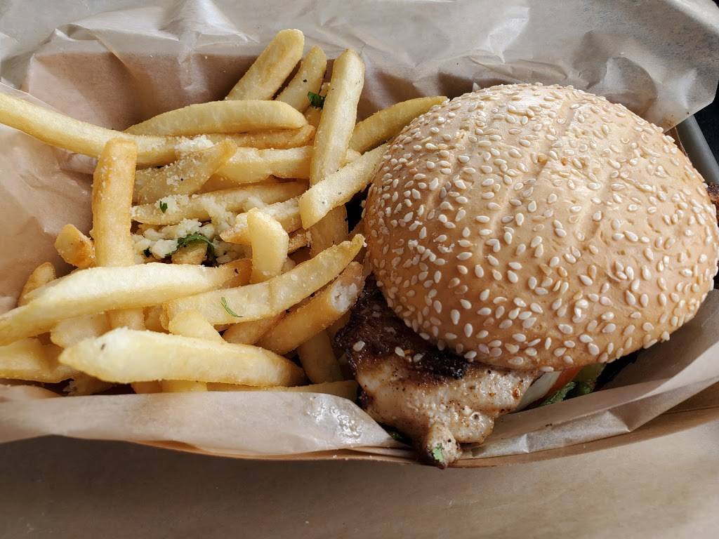 Big Ray’s Fish Camp Riverwalk | restaurant | 333 S Franklin St, Tampa, FL 33602, USA | 8132747778 OR +1 813-274-7778