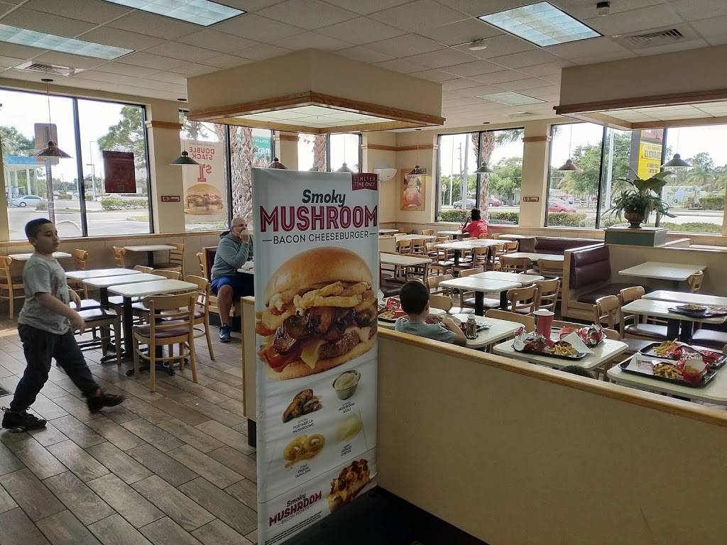 Wendys | restaurant | 8661 Commons Way, Estero, FL 33928, USA | 2399487030 OR +1 239-948-7030